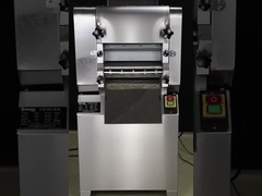 ضبط سمك الفولاذ المقاوم للصدأ آلة صنع المعكرونة التجارية للمعكرونة رامين